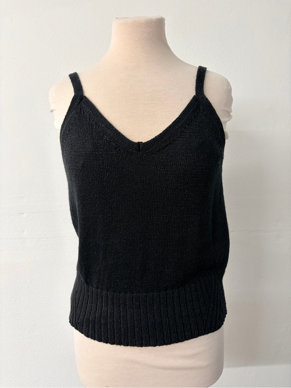 Banana Republic Black V-Neck Knit Camisole Tank
